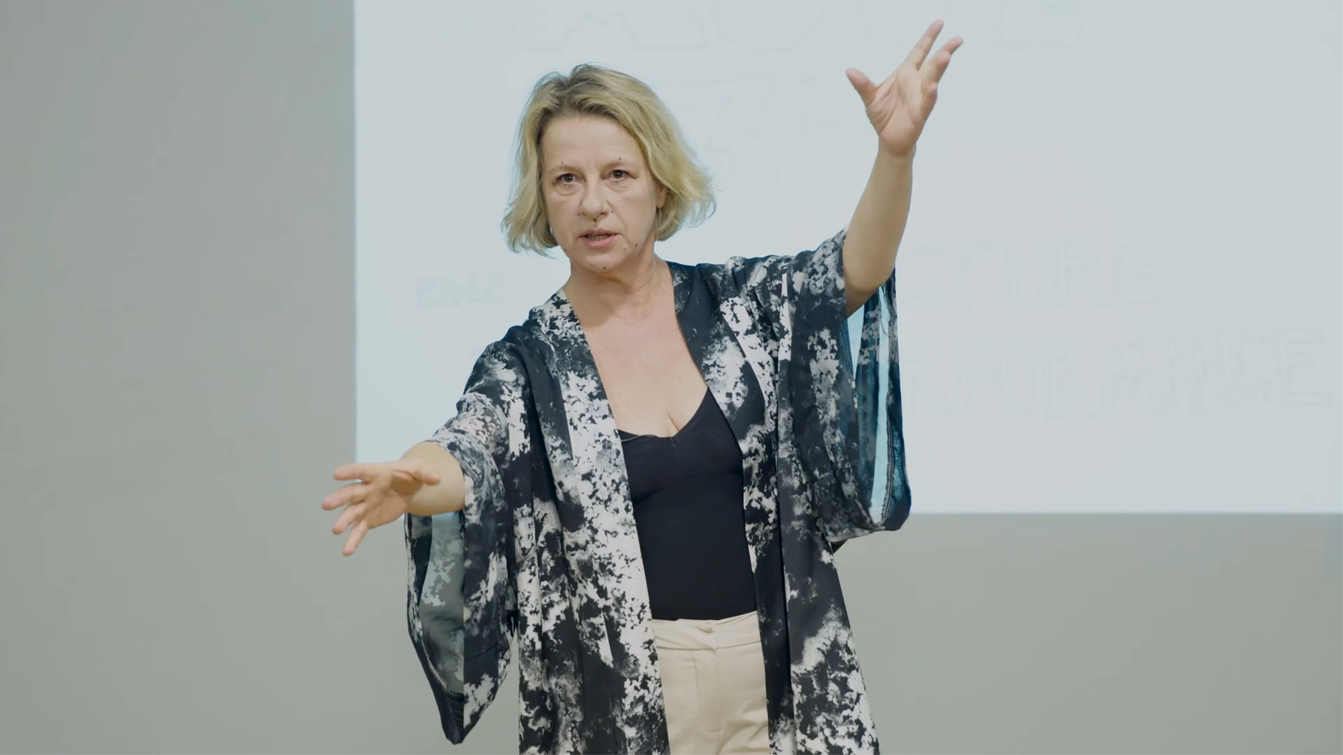 Stefan Schmid / AVbaby